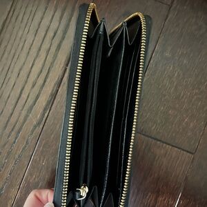 black kate spade wallet